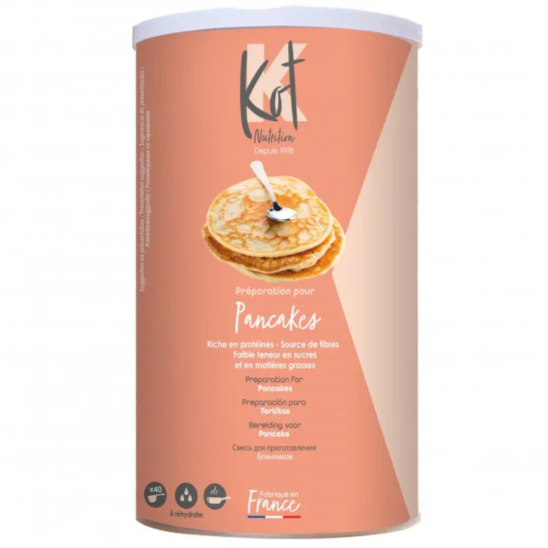 Boîte Kot Nutrition préparation pancake minceur riche en protéines, Alazina, fond rose.