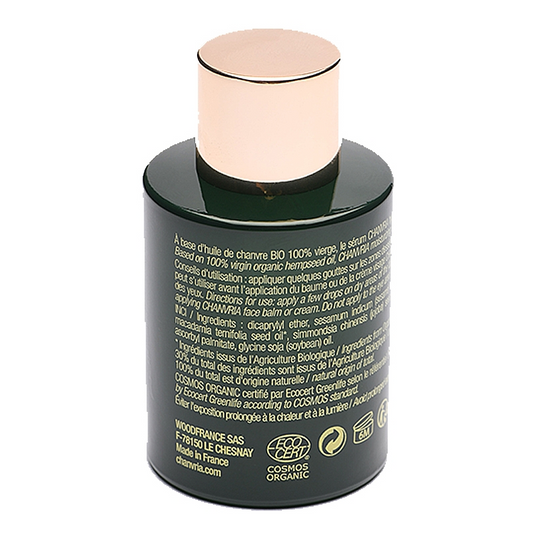 Flacon vert de sérum Chanvria bio, composition en français, cosmétique naturel Alazina.