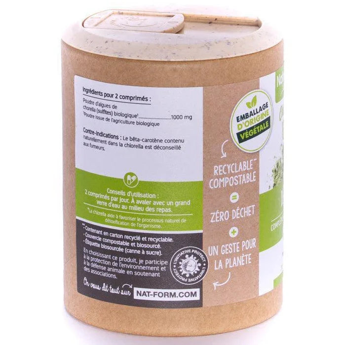 Boîte de compléments alimentaires chlorelle bio Nat-Form, étiquette verte, emballage écologique recyclable, sur fond blanc, vente sur Alazina.